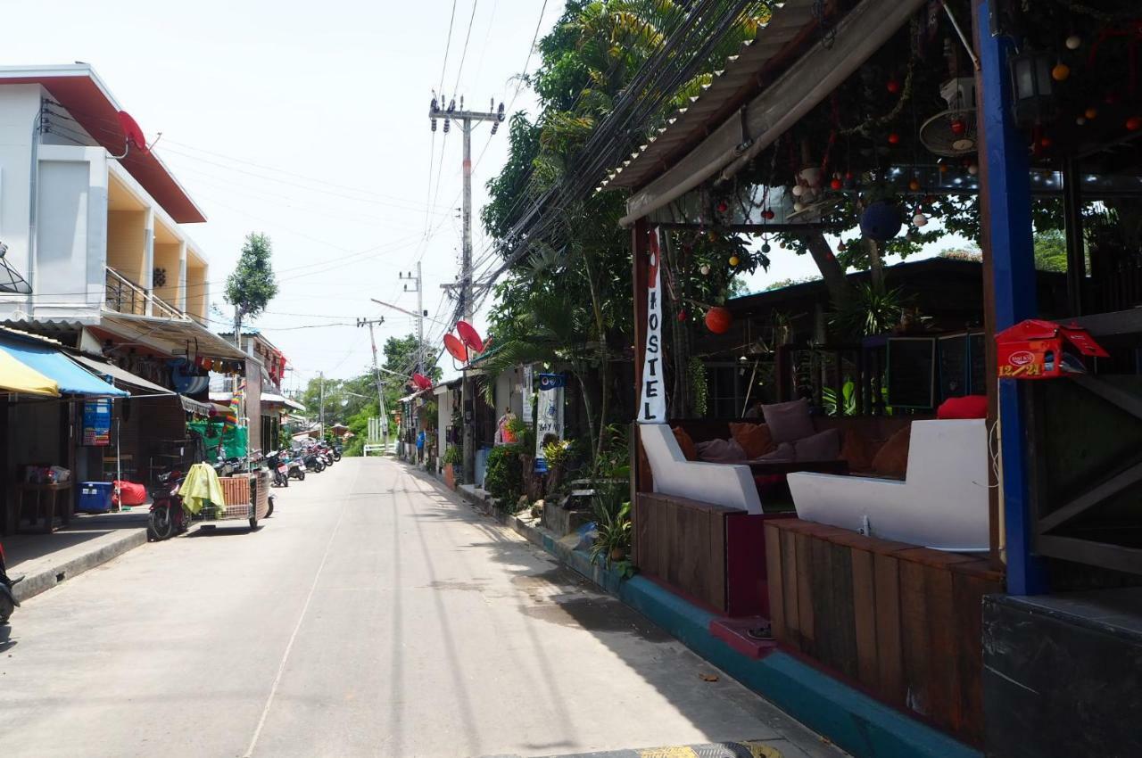 Sundaze Samet - Bar & Hostel Koh Samet Exterior photo